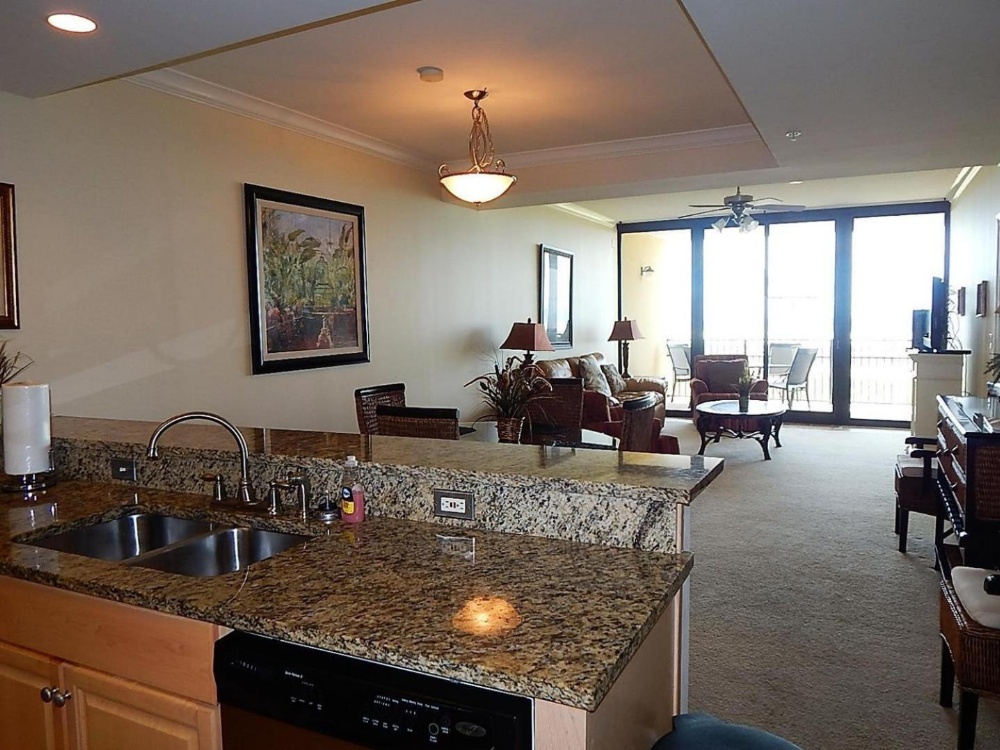 203 Holiday Isle Main image